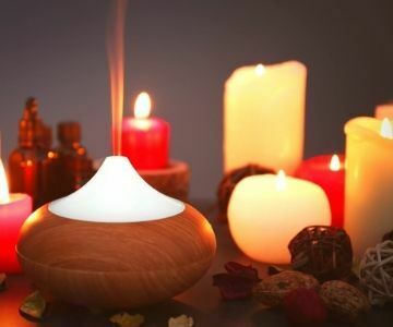 Humidificador y velas aromáticas